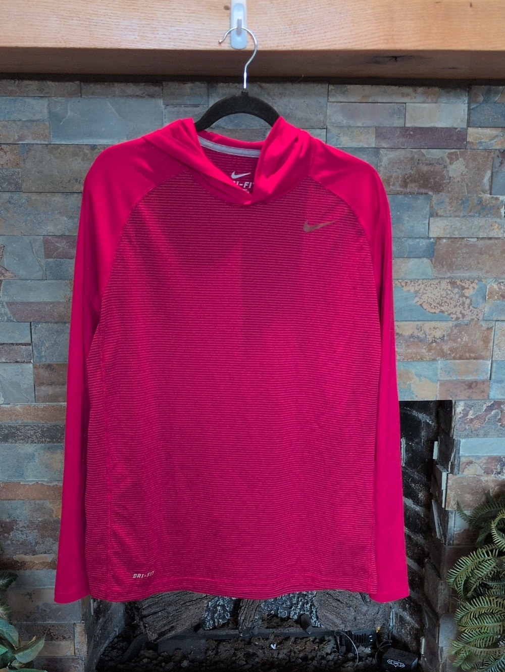 Men's Nike Dri-FIT Hooded Long Sleeve Top